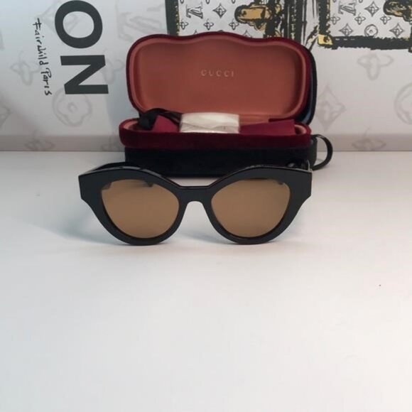 Authentic Gucci GG0957S 003 Sunglasses Black/Brown – New\